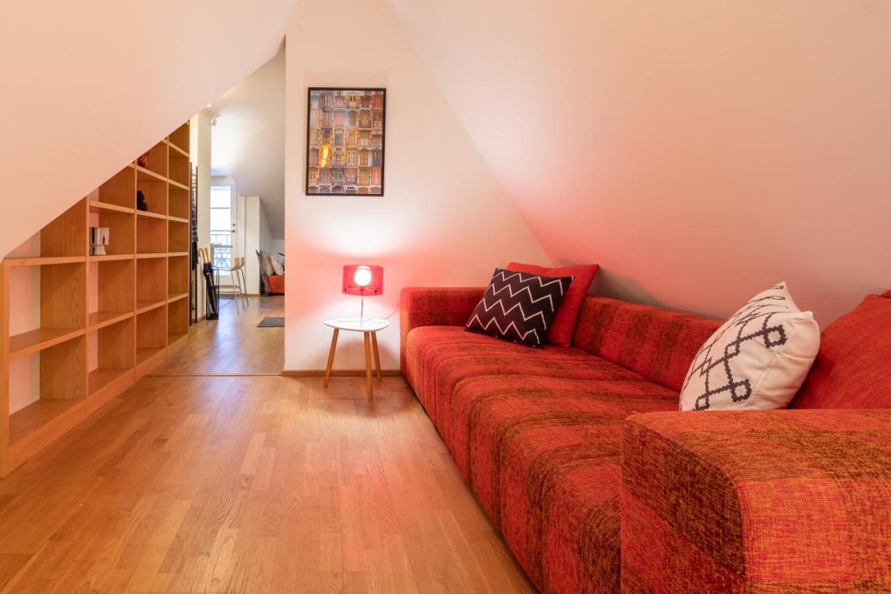Old Town - Oleviste Apartment Tallinn Extérieur photo