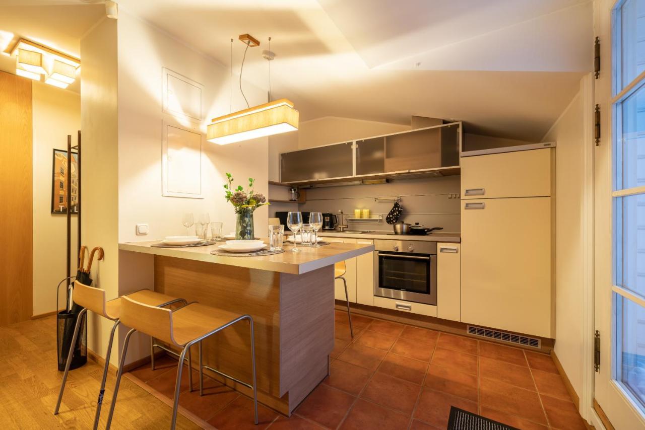 Old Town - Oleviste Apartment Tallinn Extérieur photo