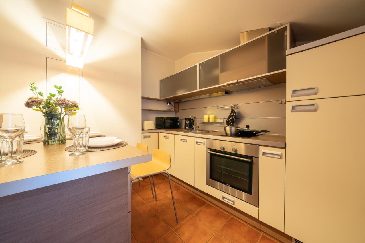 Old Town - Oleviste Apartment Tallinn Extérieur photo