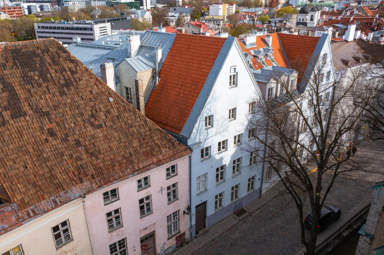 Old Town - Oleviste Apartment Tallinn Extérieur photo